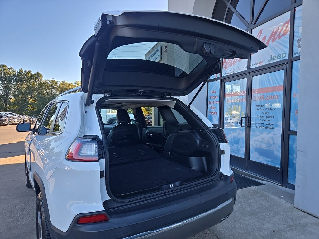 Used 2022 Jeep Cherokee Limited AWD/4WD image 31