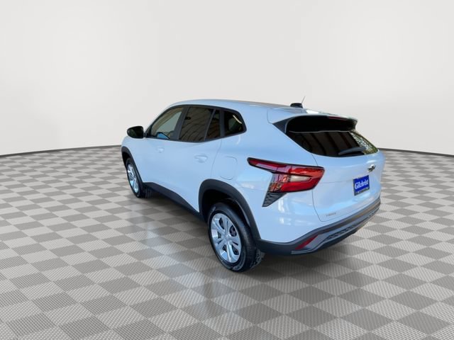 New 2026 Chevrolet Trax LS w/ Driver Confidence Package FWD image 6