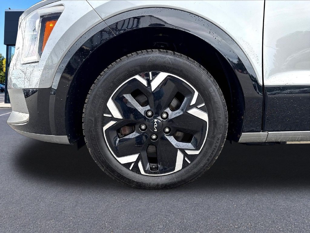 Used 2023 Kia Niro Wind w/ Wind Preserve Package FWD image 38