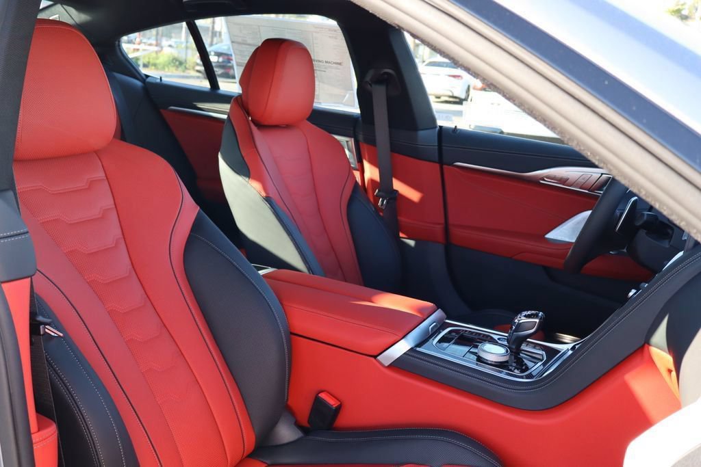 New 2026 BMW M850i xDrive AWD/4WD image 9