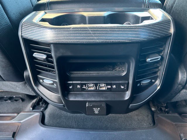 Used 2020 RAM 1500 Limited w/ Black Appearance Package AWD/4WD image 28