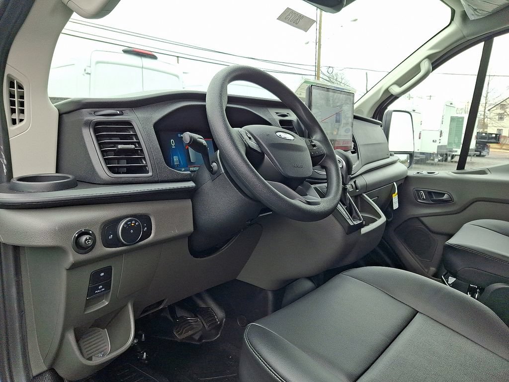 New 2026 Ford Transit 150 Low Roof RWD image 7