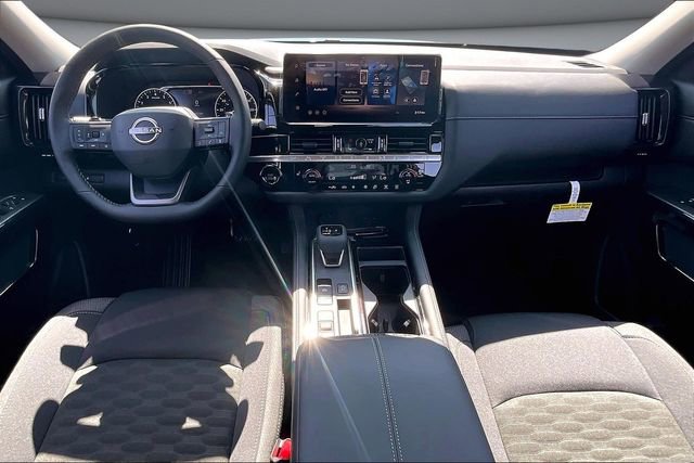 New 2026 Nissan Pathfinder SV FWD image 5
