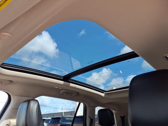 Certified 2023 Lincoln Aviator Reserve w/ Equipment Group 201A RWD image 10
