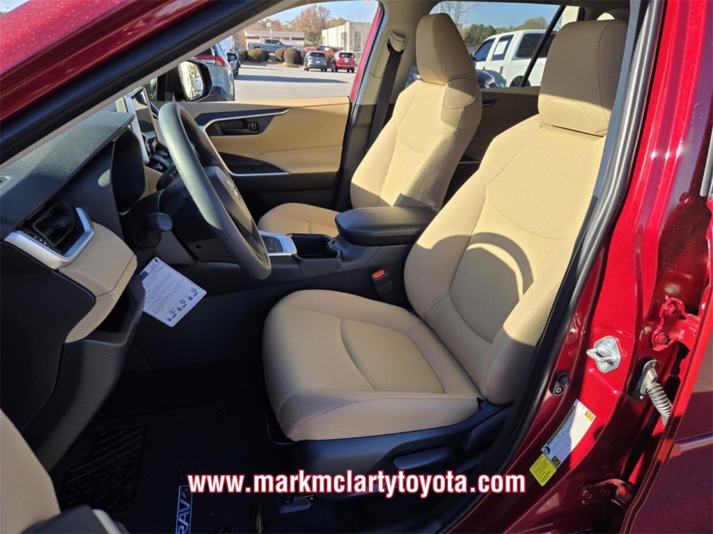 New 2025 Toyota RAV4 LE image 5