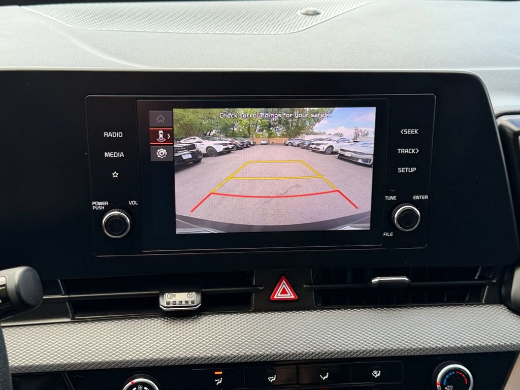 Certified 2025 Kia Sportage LX AWD/4WD image 22