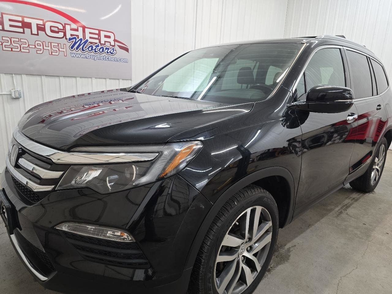 Used 2016 Honda Pilot Touring image 3