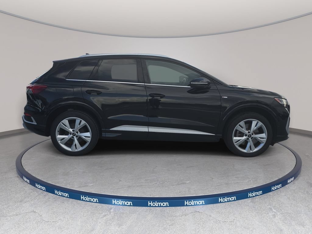 Used 2023 Audi Q4 e-tron Prestige w/ 20" Wheel Package AWD/4WD image 7