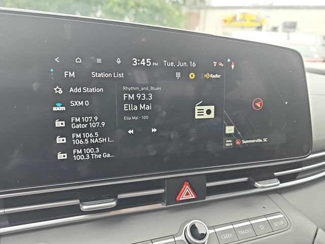 Used 2023 Hyundai Elantra SEL w/ Convenience Package FWD image 26