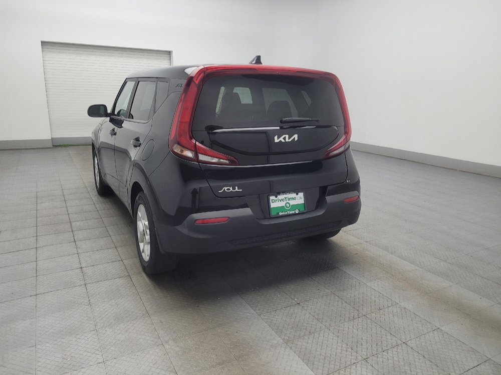 Used 2022 Kia Soul LX w/ Technology Package FWD image 5