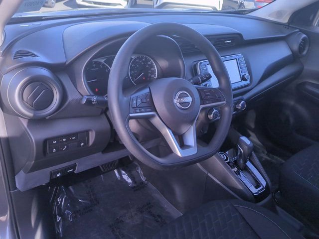 Used 2022 Nissan Kicks S image 13