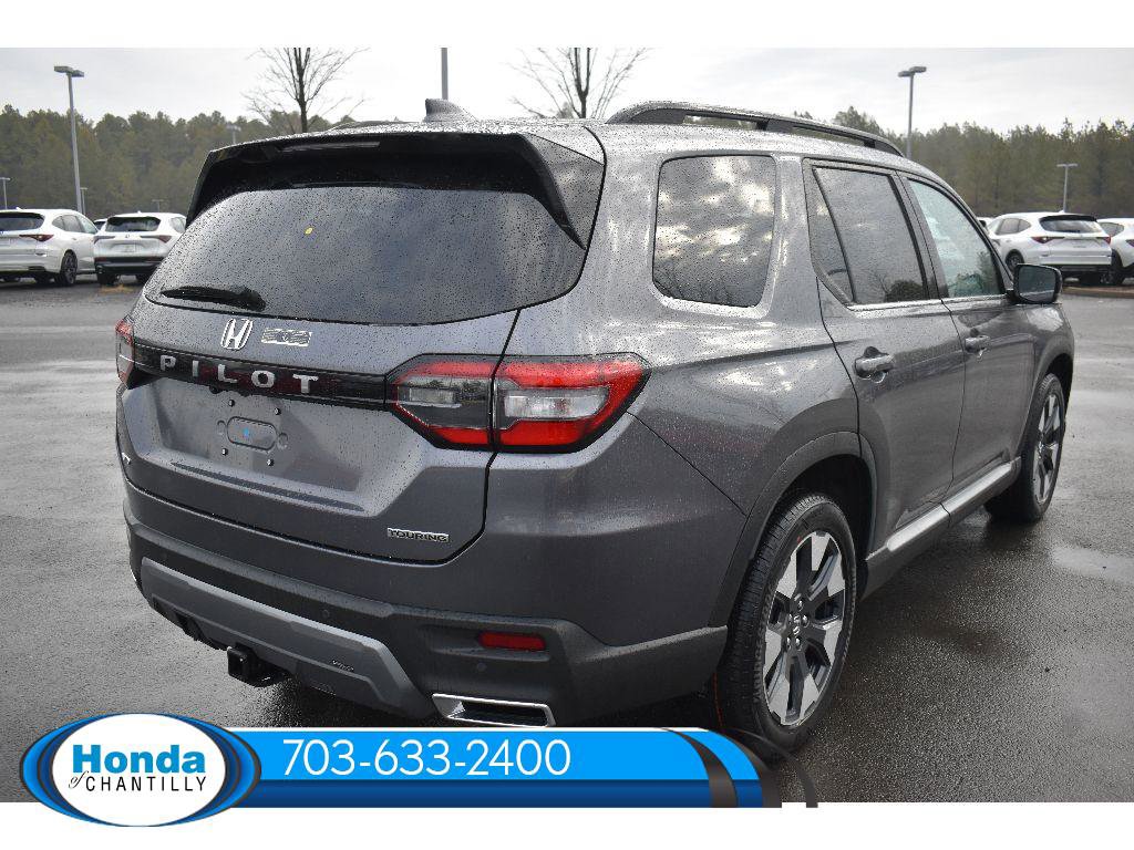 New 2026 Honda Pilot Touring image 7