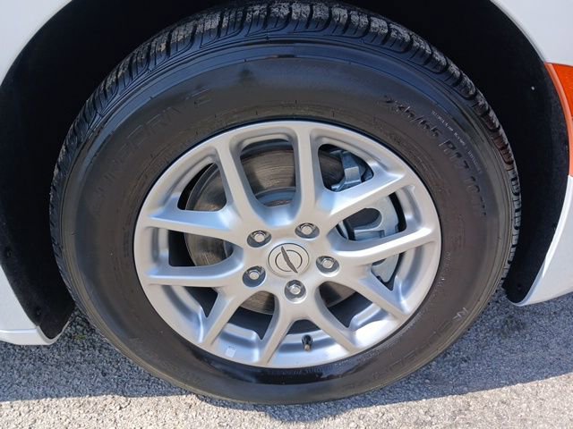 Used 2024 Chrysler Pacifica Touring-L image 50
