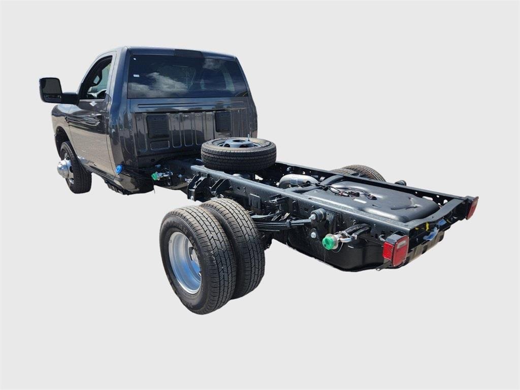 New 2024 RAM 3500 Tradesman w/ Safety Group image 7