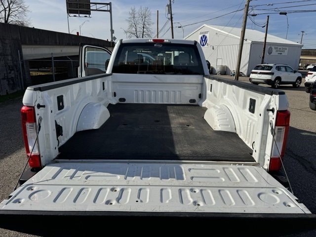 Used 2017 Ford F250 XL w/ Power Equipment Group image 9