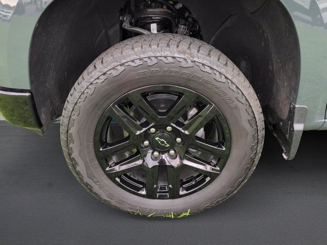 Used 2025 Chevrolet Silverado 1500 LT Trail Boss w/ Convenience Package II AWD/4WD image 13
