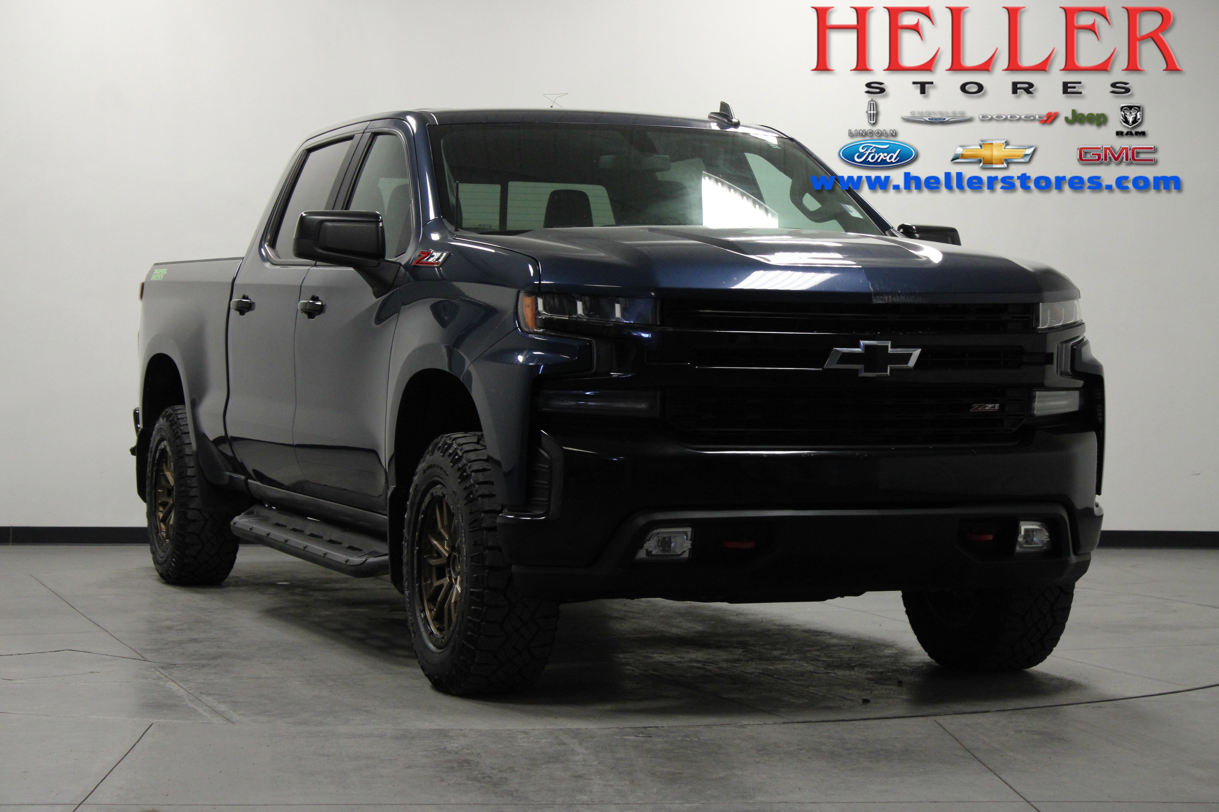 Used 2019 Chevrolet Silverado 1500 LT Trail Boss image 1