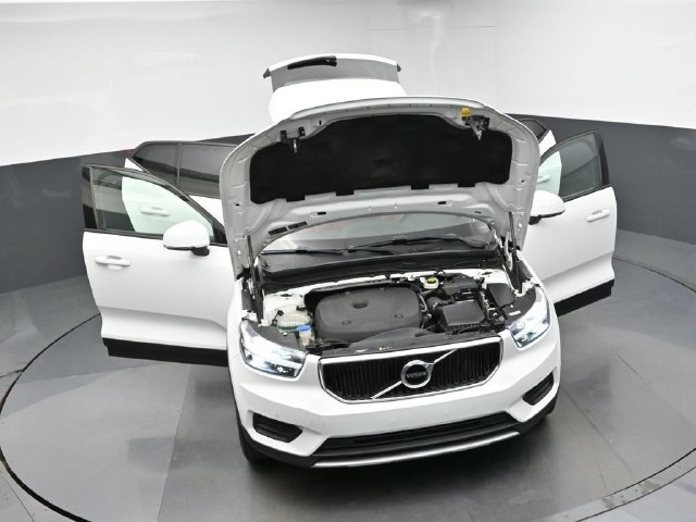 Used 2019 Volvo XC40 T5 Momentum AWD/4WD image 46