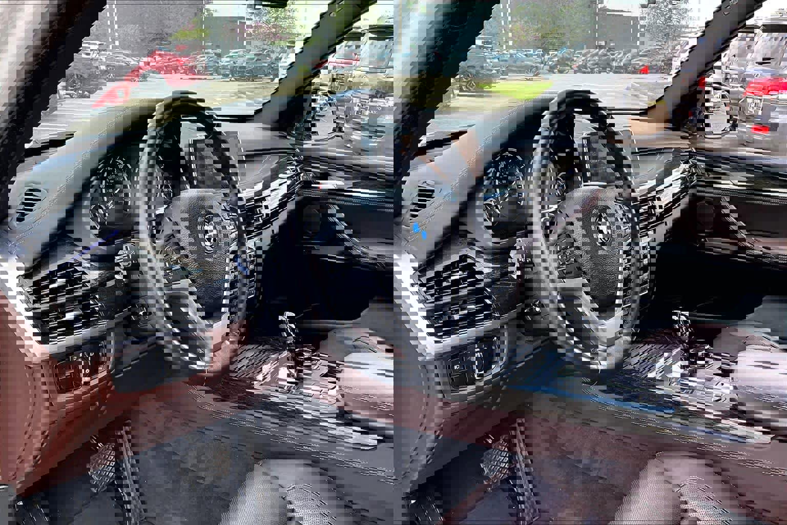 Used 2018 BMW X5 xDrive40e image 16