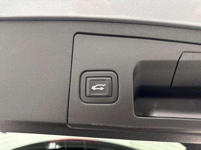 Used 2024 Cadillac XT4 Premium Luxury FWD image 27
