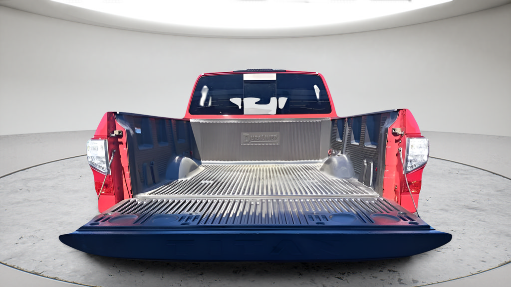 Used 2022 Nissan Titan SV AWD/4WD image 23