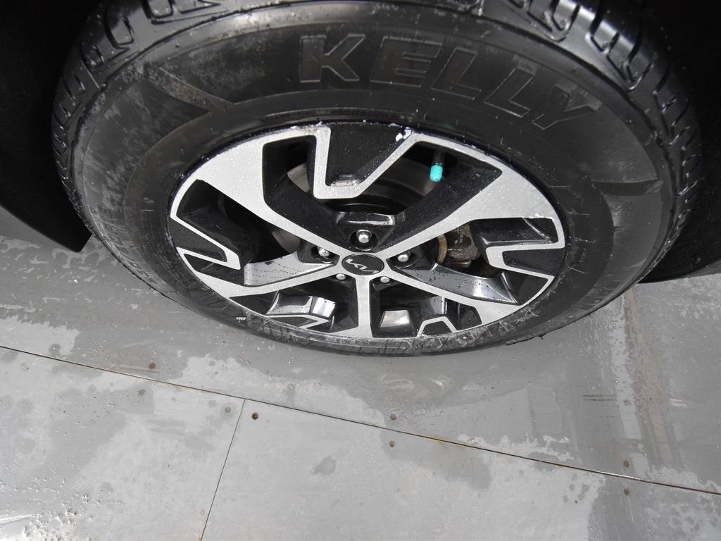 Certified 2023 Kia Sportage EX image 9