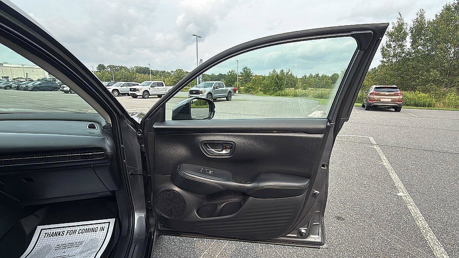 Used 2024 Honda HR-V EX-L image 17