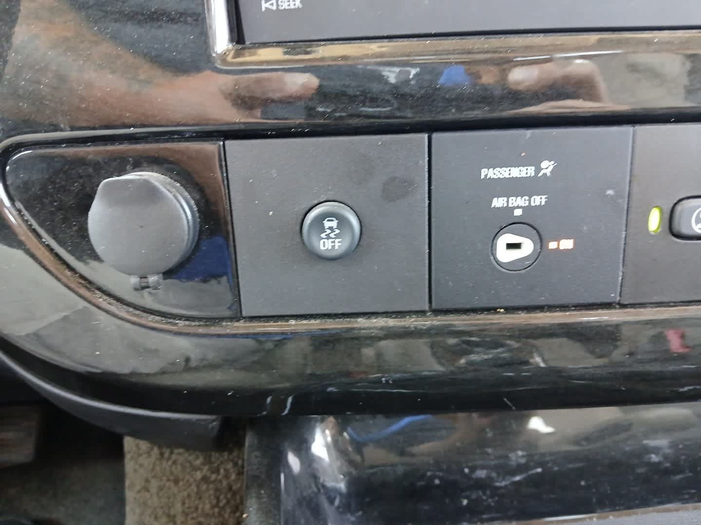 Used 2021 Chevrolet Express 2500 w/ Enhanced Convenience Package RWD image 39