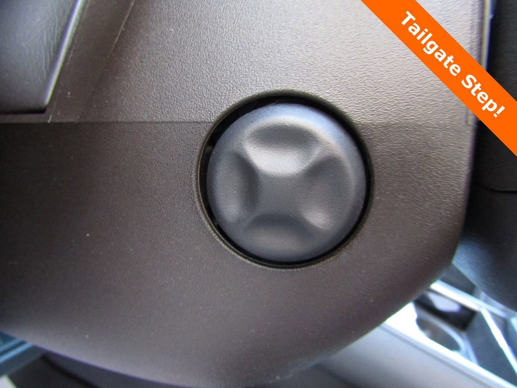 Used 2021 GMC Yukon Denali image 9