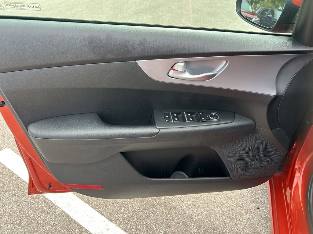 Used 2023 Kia Forte LXS image 17
