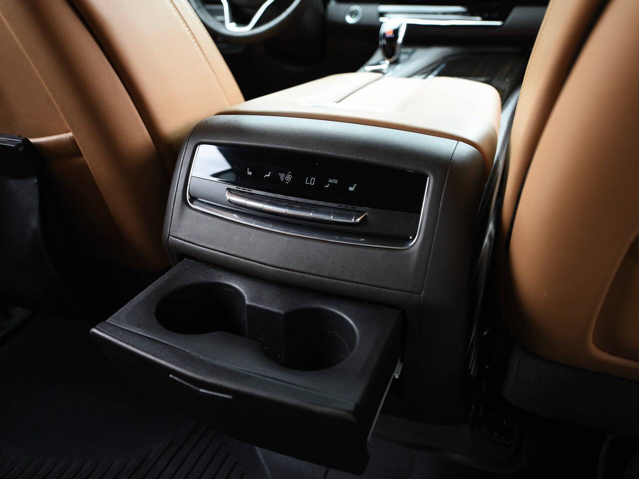 Used 2023 Cadillac Escalade Sport w/ Touring Package RWD image 20