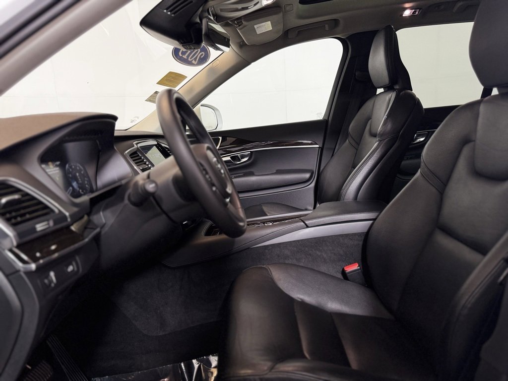 Used 2019 Volvo XC90 T6 Momentum w/ Advanced Package image 15