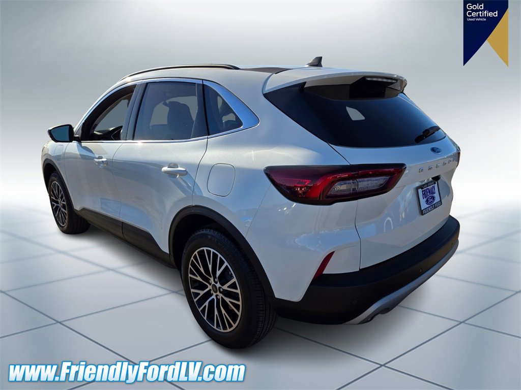 Certified 2025 Ford Escape SE w/ PHEV Premium Package image 4