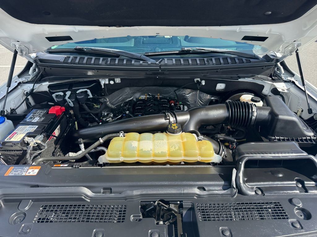 Used 2021 Ford Expedition Limited image 19