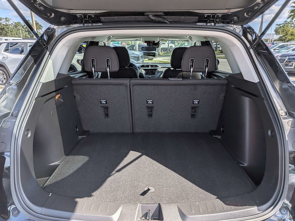 Certified 2023 Chevrolet TrailBlazer LT FWD image 39