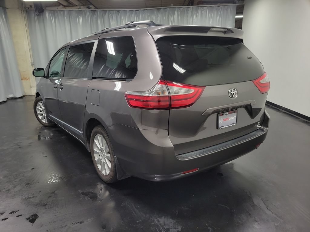 Used 2016 Toyota Sienna LE AWD/4WD image 6