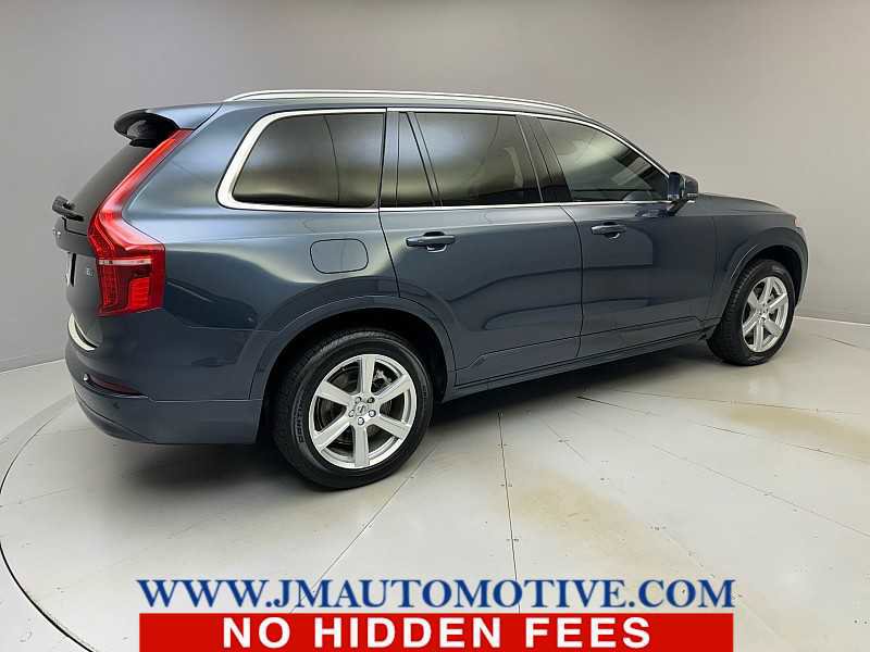 Used 2023 Volvo XC90 B5 Core w/ Protection Package Premier image 5