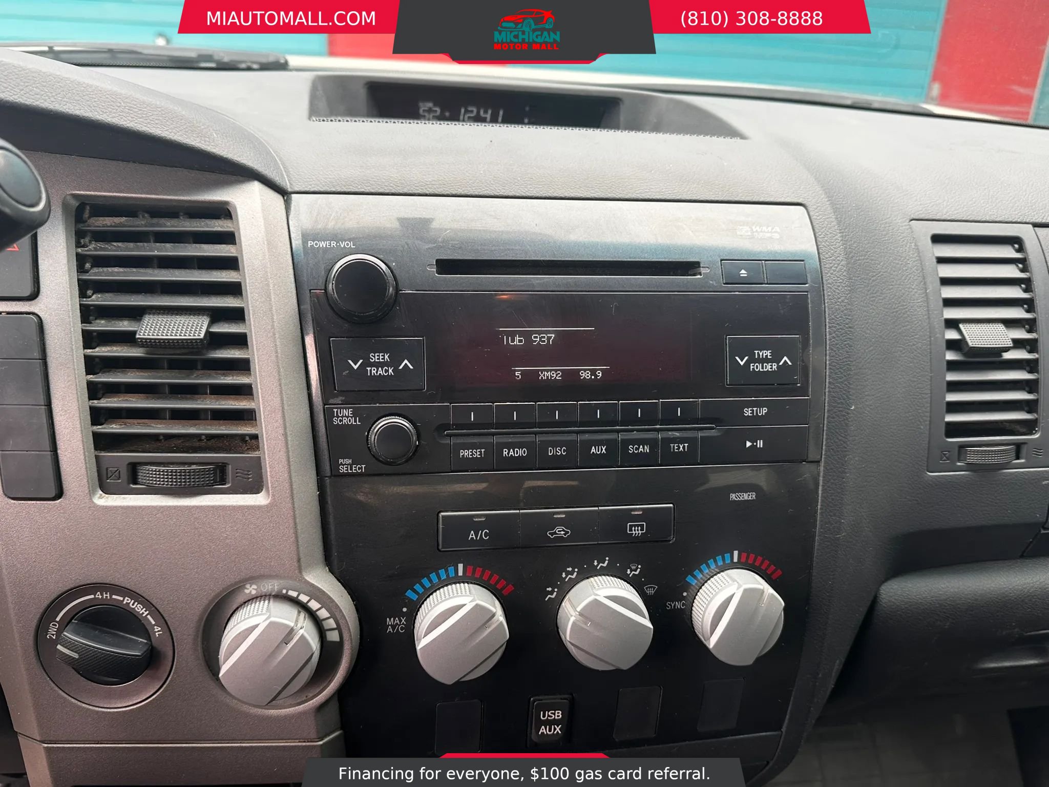 Used 2013 Toyota Tundra 4x4 CrewMax w/ Tow Pkg image 16