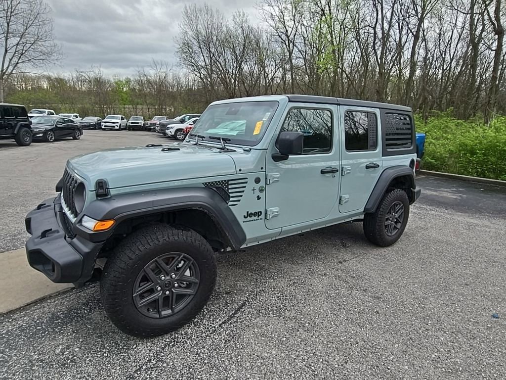 Used 2024 Jeep Wrangler Sport S image 2
