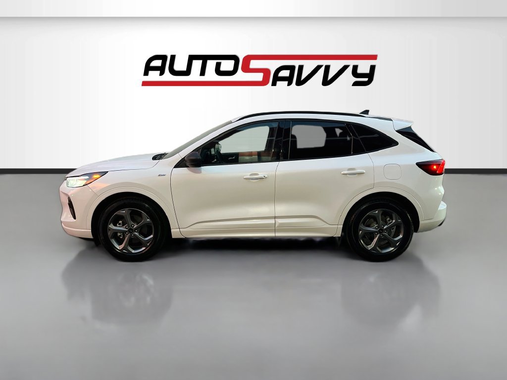 Used 2024 Ford Escape ST-Line w/ Tech Pack #1 FWD image 4