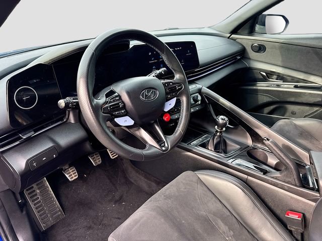 Used 2023 Hyundai Elantra N image 9