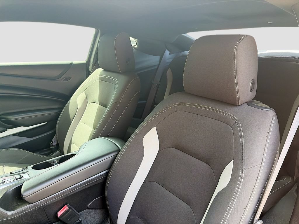 Used 2016 Chevrolet Camaro SS RWD image 21