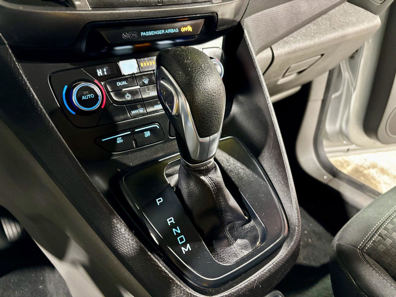 Used 2019 Ford Transit Connect XLT w/ Driver-Assist Package image 35