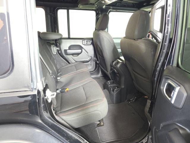 Used 2023 Jeep Wrangler Unlimited Rubicon w/ Xtreme Recon 35" Tire Package image 8