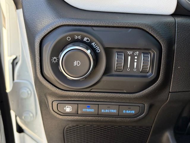 Used 2022 Jeep Wrangler Unlimited Sahara image 14