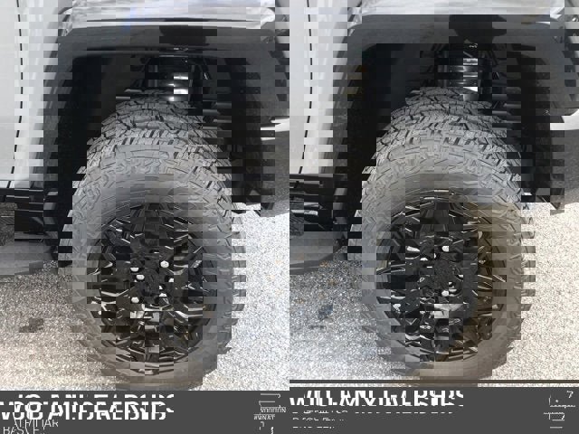 New 2025 GMC Hummer EV 3X w/ LPO, Dark Essentials Package image 12