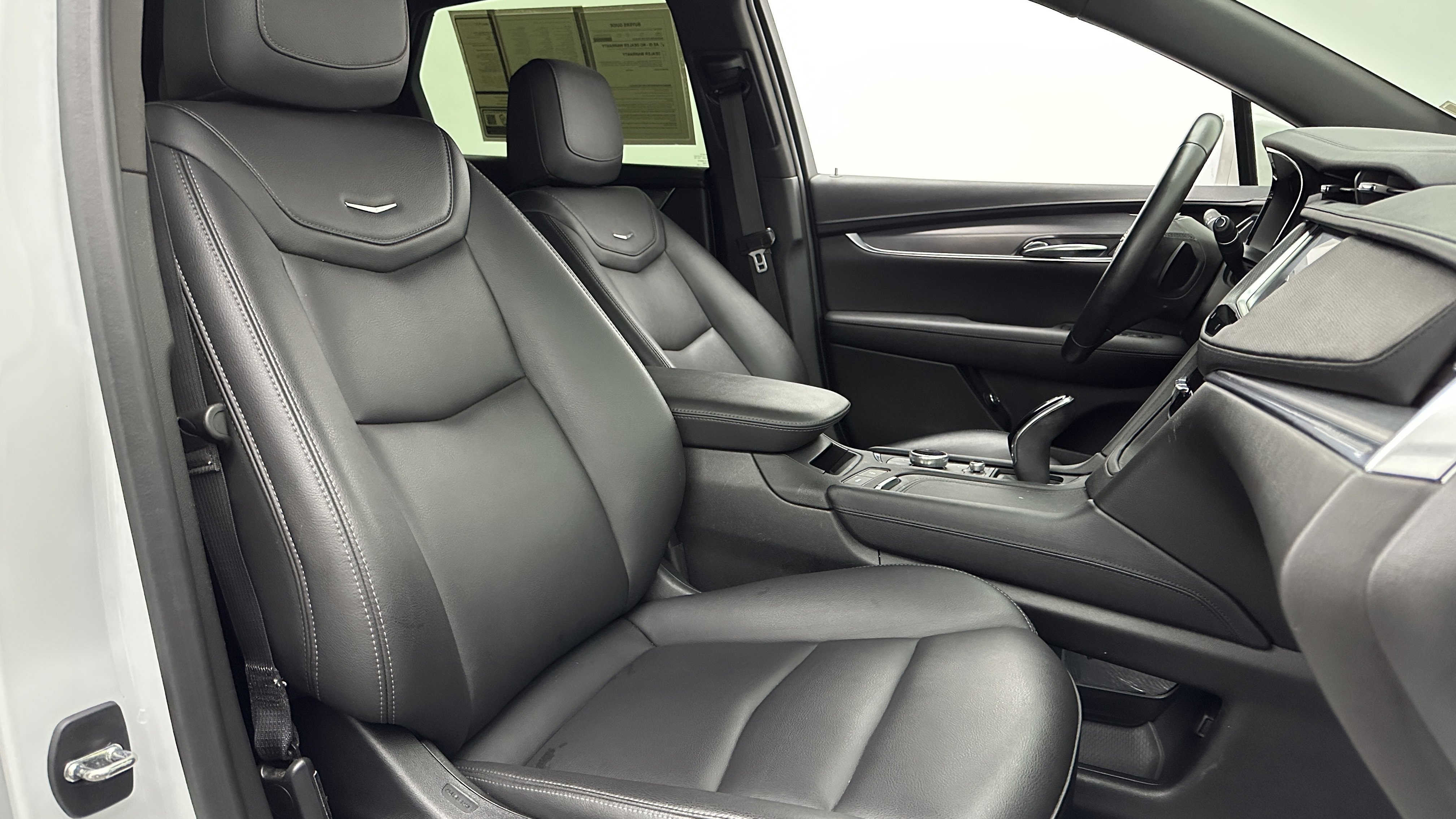 Used 2020 Cadillac XT5 Luxury image 37