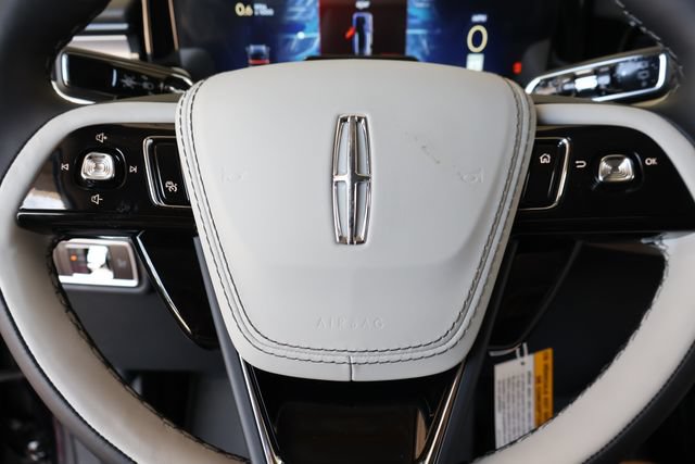 New 2026 Lincoln Aviator 2WD image 25