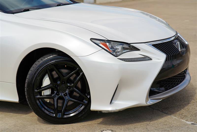 Used 2017 Lexus RC 200t w/ Accessory Package 2 RWD image 16