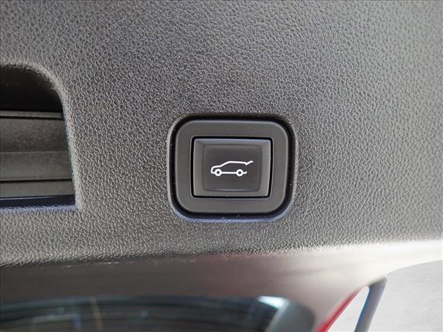 Used 2024 Chevrolet Traverse RS AWD/4WD image 9